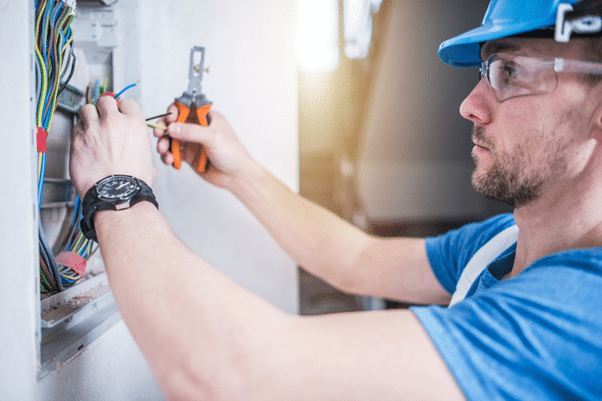 How Do I Choose the Best Electrician in My Local Area?