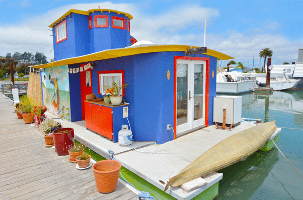 houseboats